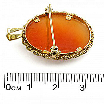 9ct gold Cameo with pendant bale, Brooch